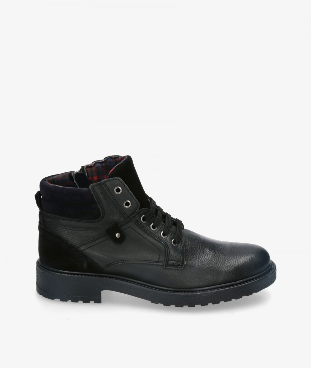 Botas Traveris  37058 en negro Botas Traveris  37058 en negro