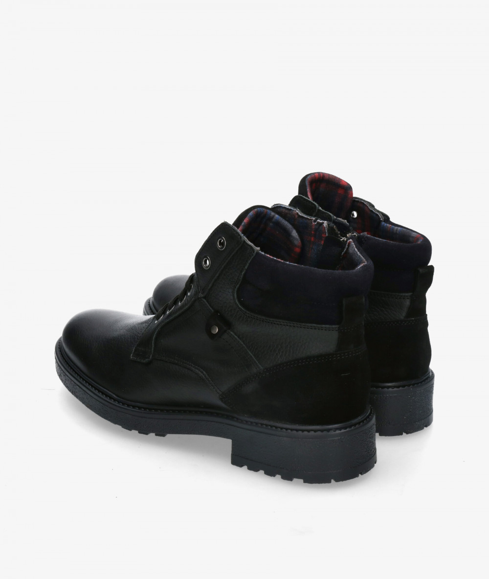 Botas Traveris  37058 en negro Botas Traveris  37058 en negro
