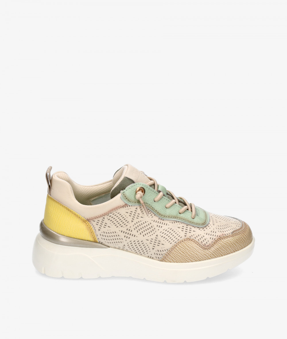 Carmela Sneakers  161423 in off-white