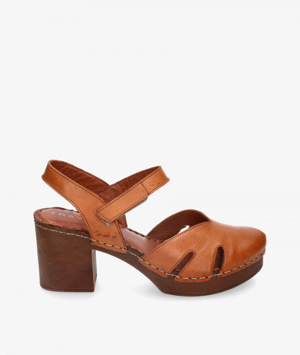 Traveris Wooden sandals 1145370 in leather