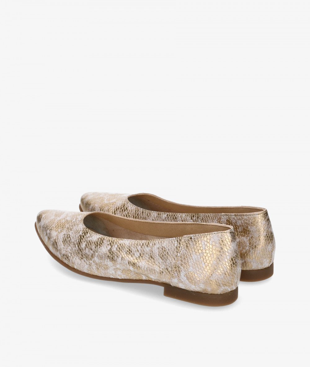 Kénnebec Dress low heel shoes 623 in taupe