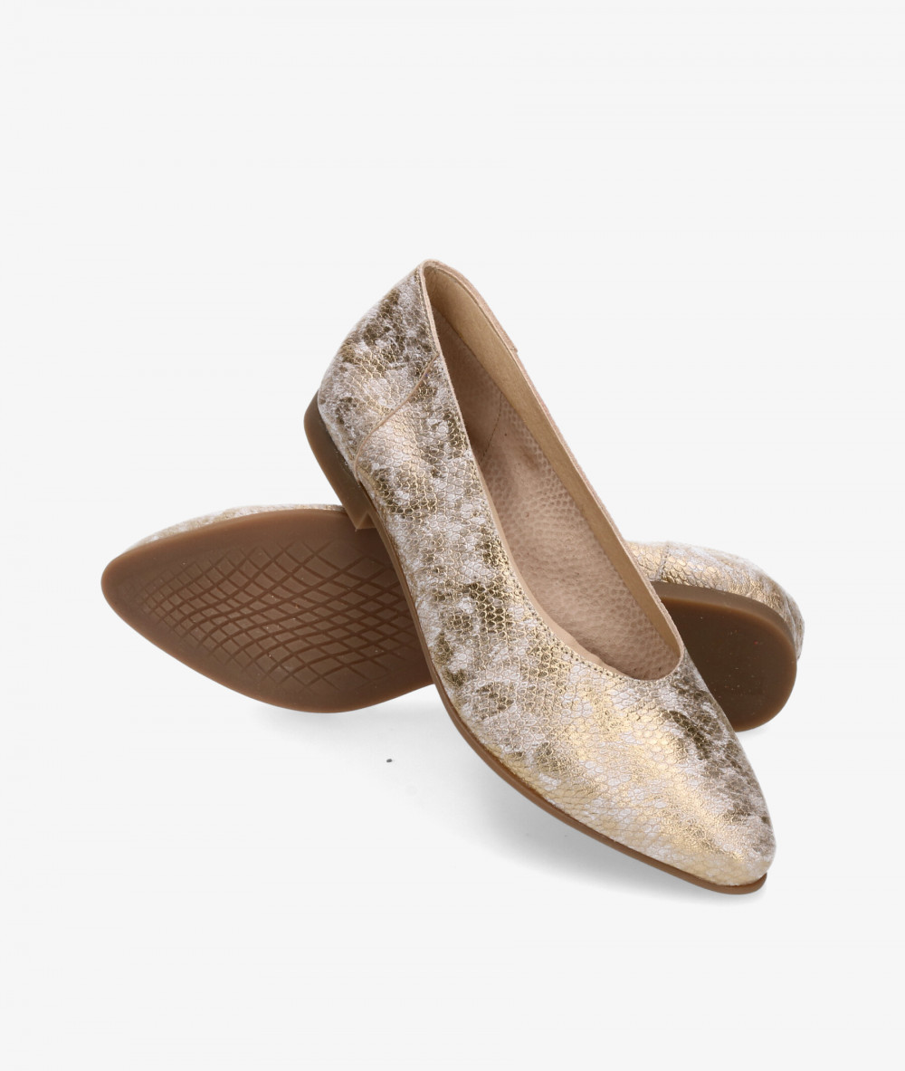 Kénnebec Dress low heel shoes 623 in taupe