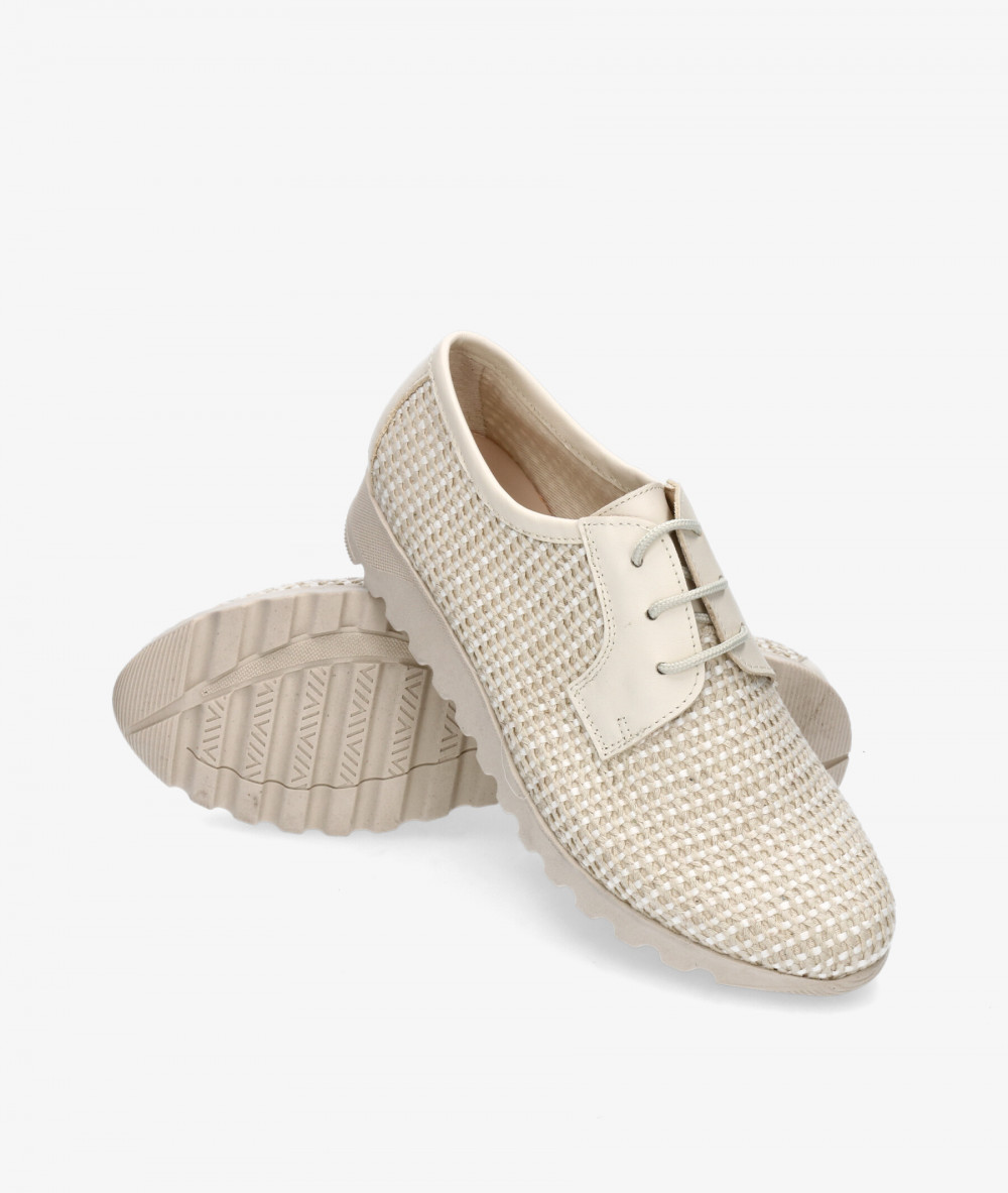 Kénnebec everyday low heels shoes 8210 REJILLA in off-white