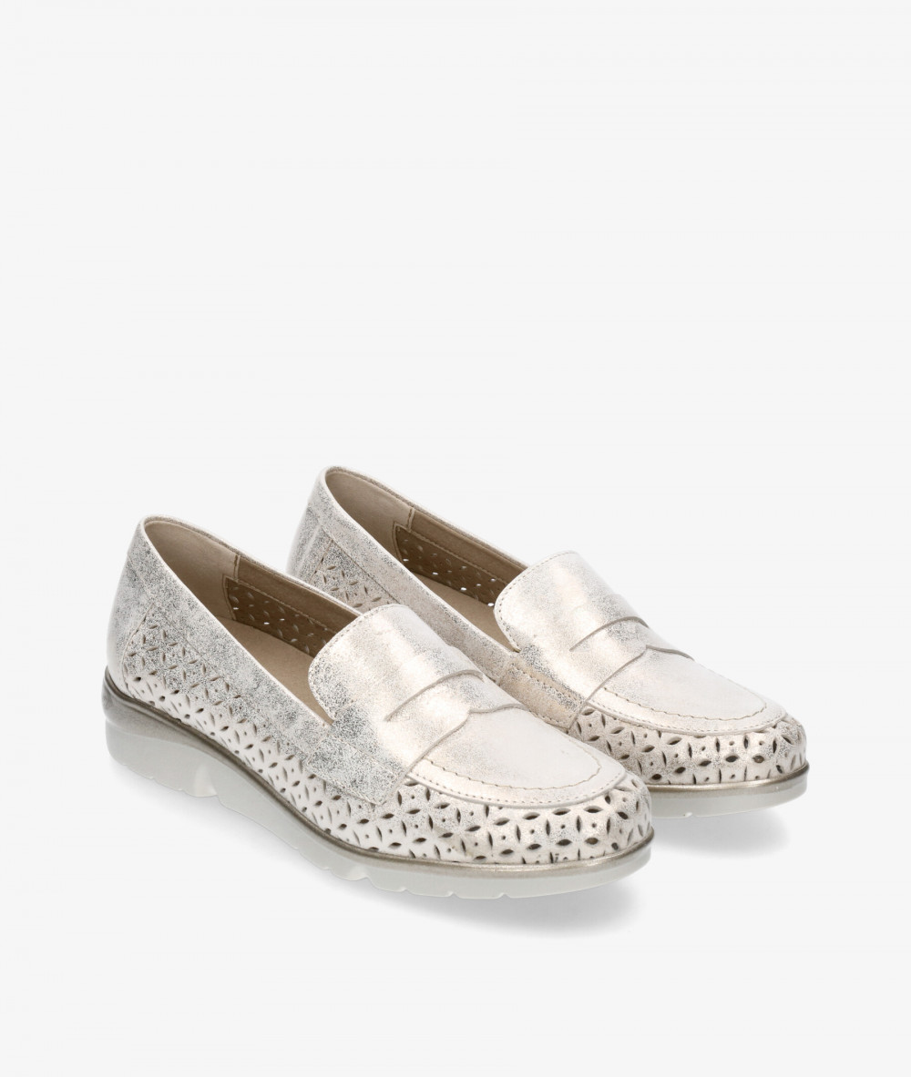 Pitillos Loafers 5620 in gold