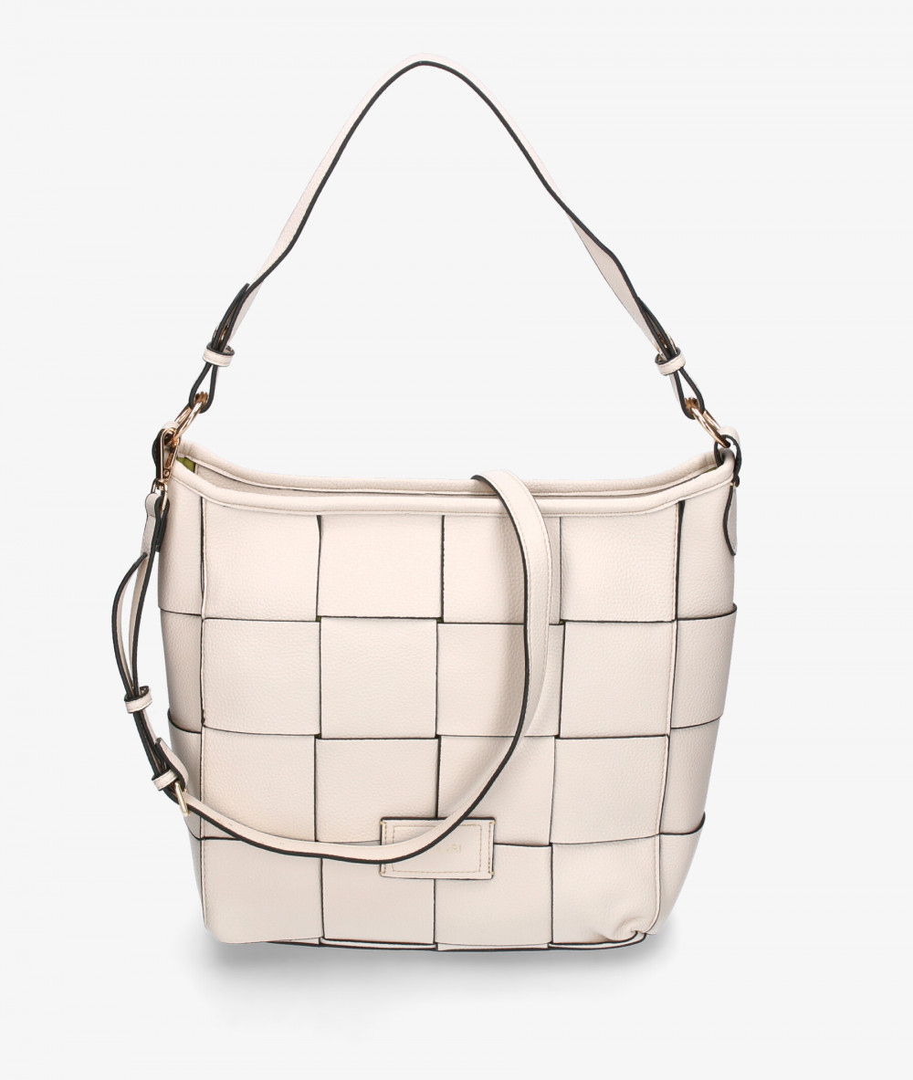 Elevate your look! Our Bag collection a combination of design, quality and comfort for your daily outfits