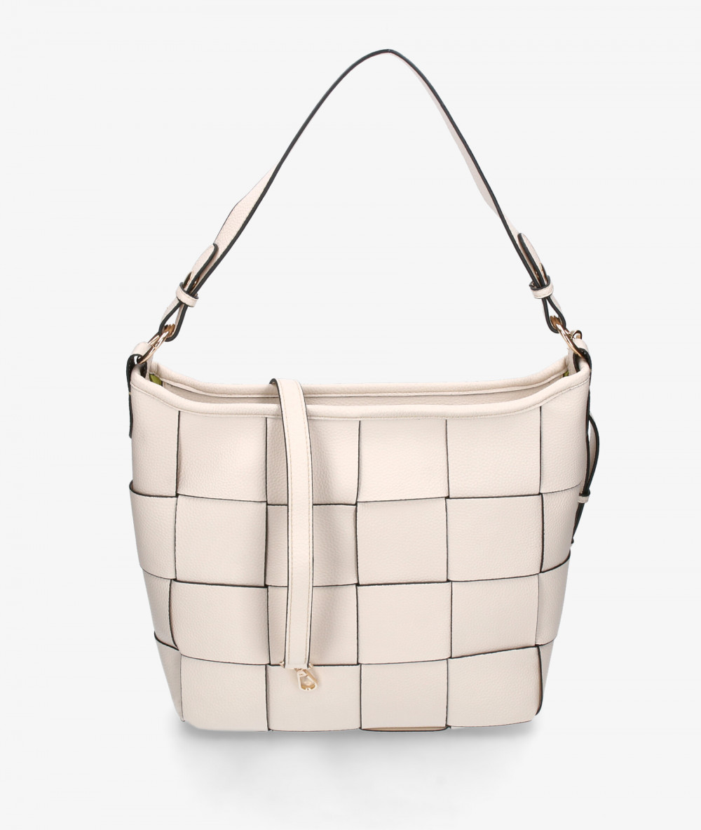 Elevate your look! Our Bag collection a combination of design, quality and comfort for your daily outfits