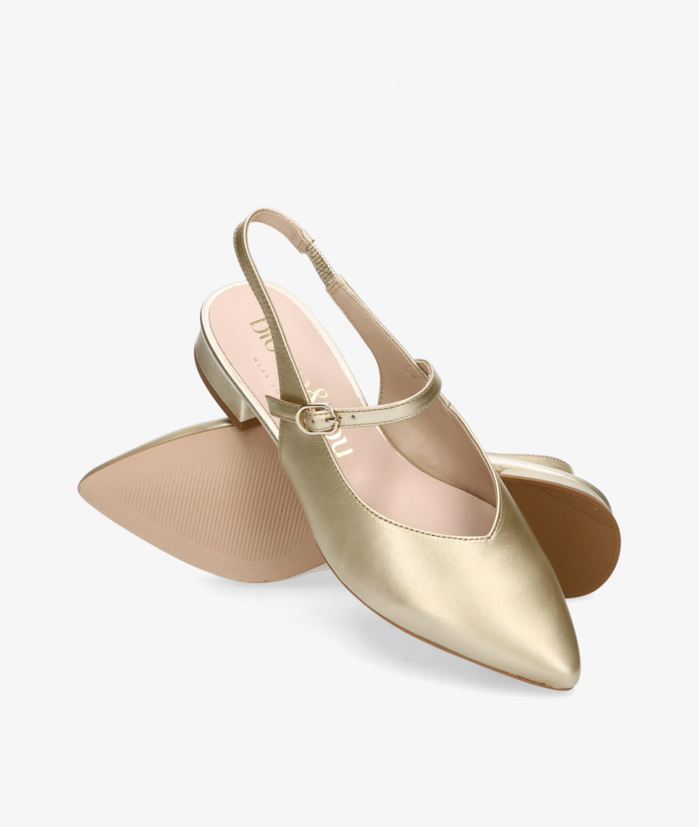 bloom&you Dress low heel shoes RENATA in platinum