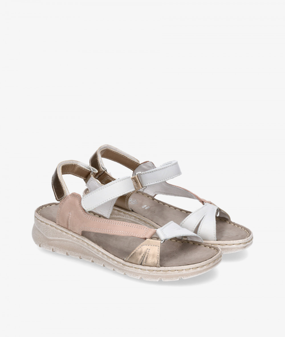 Walk & Fly Sandals  3066-16040 in off-white