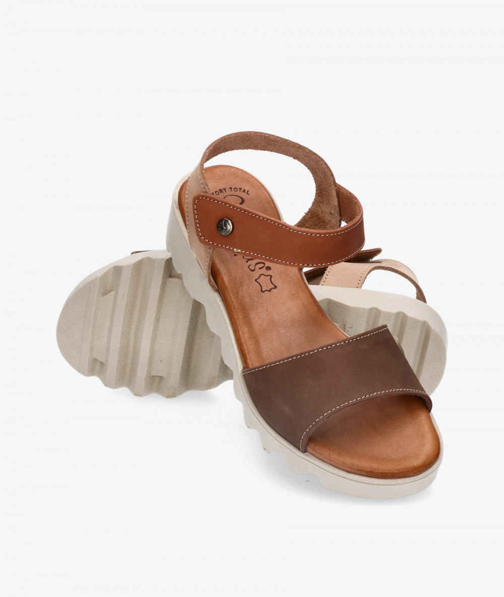 Sandalias Valeria´s  7144 en marrón