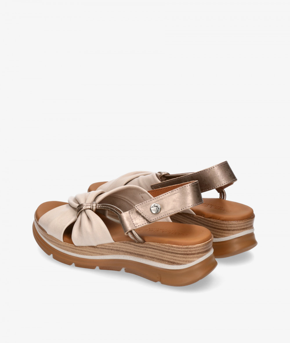 Sandalias Paula Urban  24-416 en beige Sandalias Paula Urban  24-416 en beige
