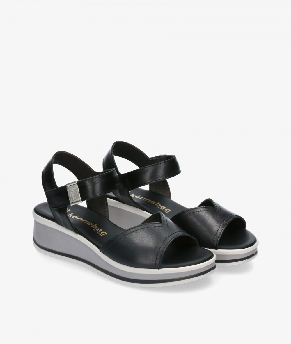 Sandalias Kénnebec  546-R en negro