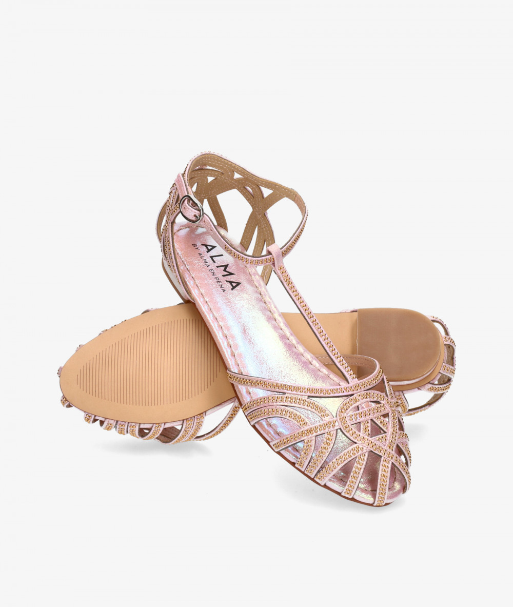 Alma by Alma en Pena Dress low heel shoes 2008 in nuce metallic