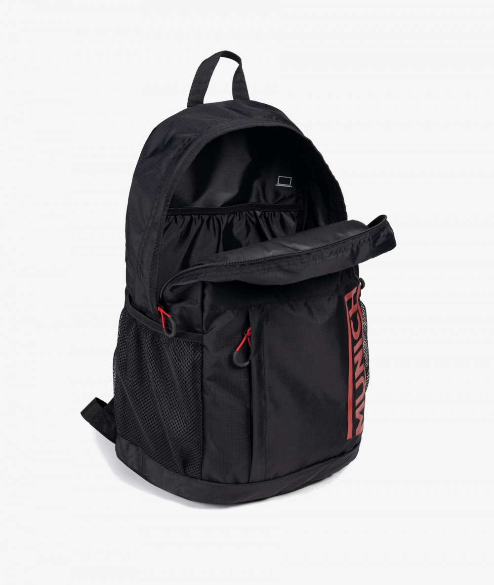 Bolso textil MUNICH BACK PACK SLIM en negro