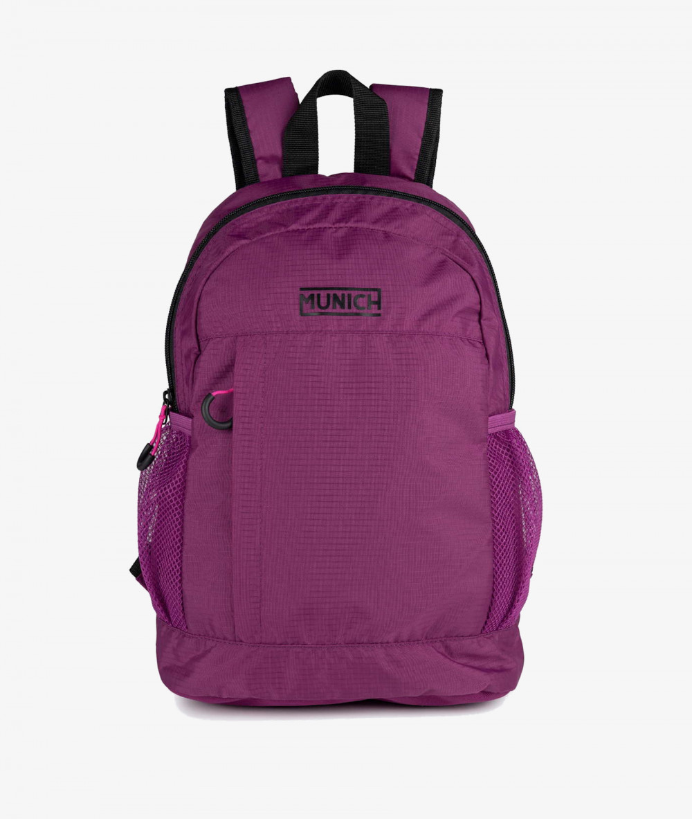 Bolso textil MUNICH BACKPACK SLIM SMALL en fucsia