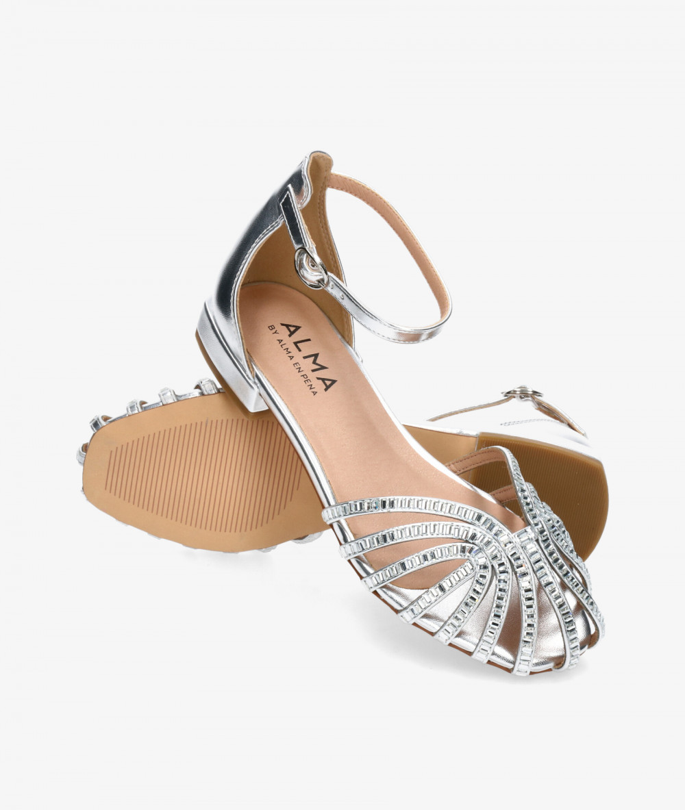 Alma by Alma en Pena Dress low heel shoes 2000 in silver