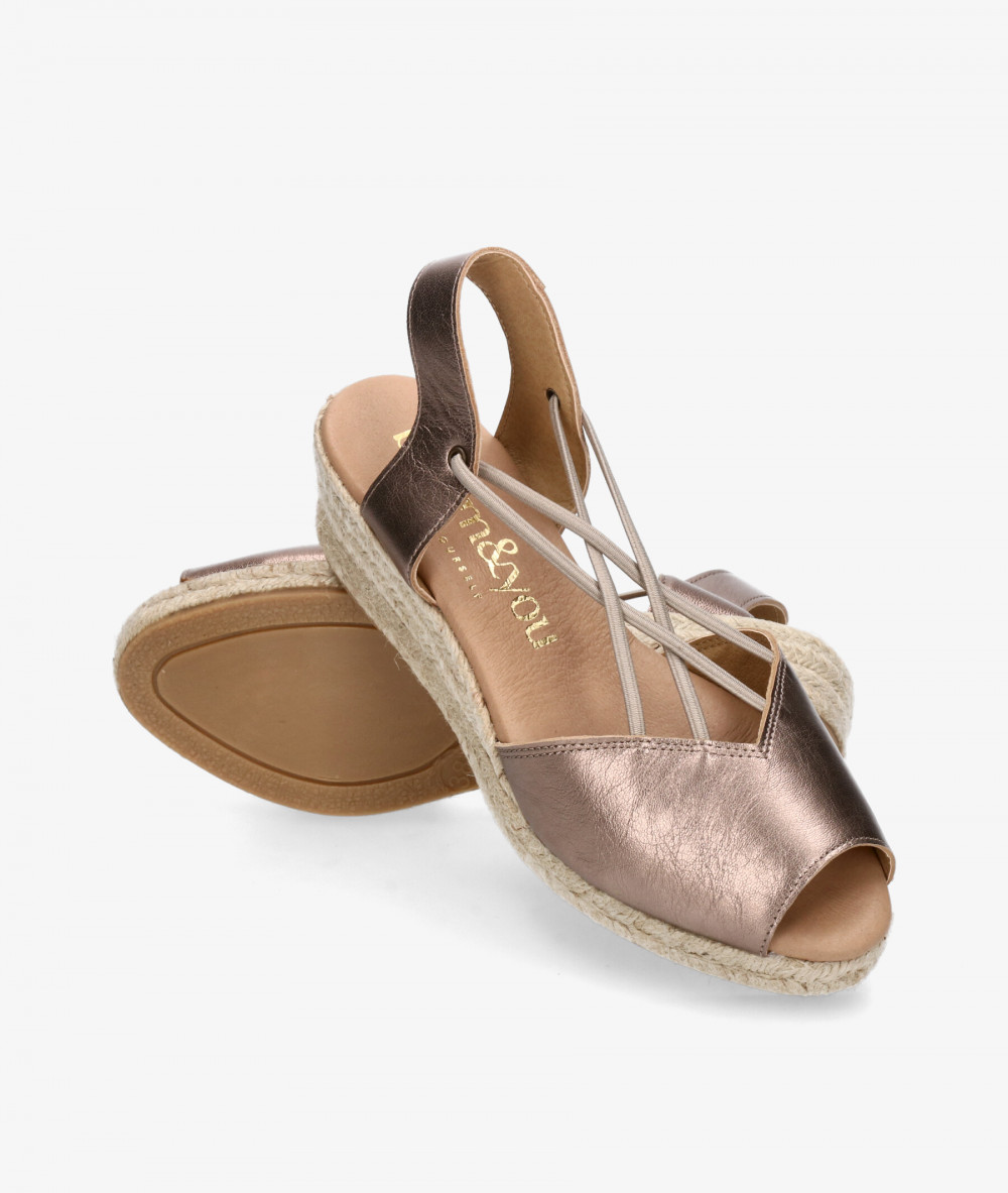 bloom&you Espadrilles  CONGA in taupe metallic