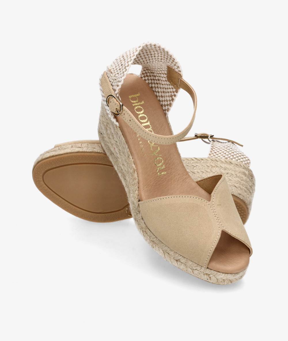bloom&you Espadrilles  AMBRETTA in beige split suede