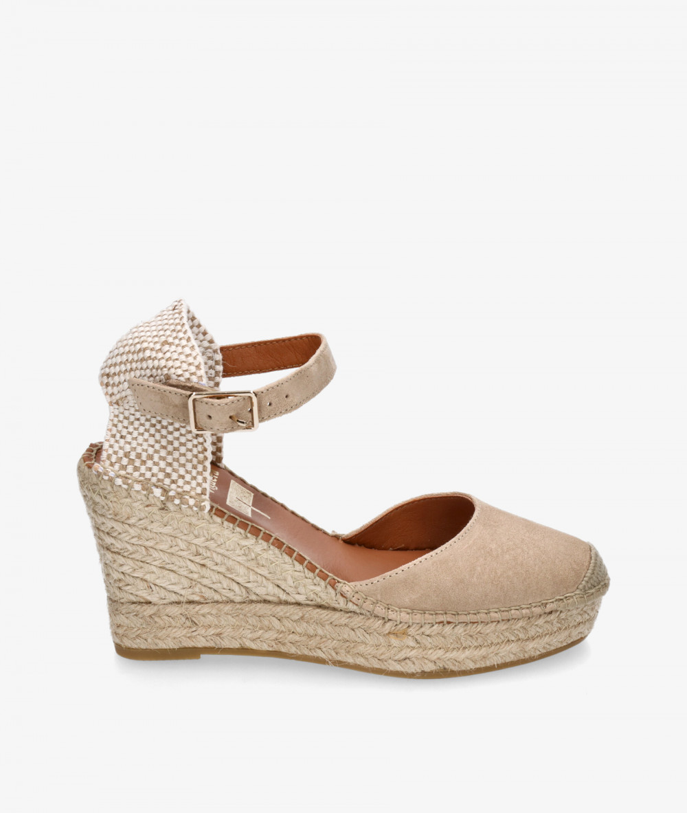 Viguera Espadrilles  1632 in taupe split suede