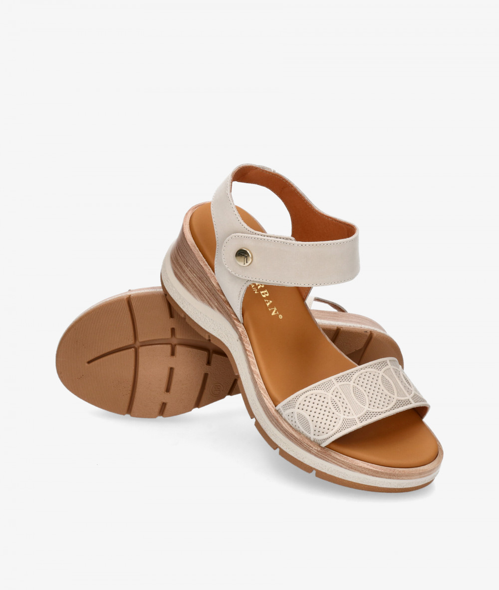 Paula Urban Sandals  27-653 in off-white