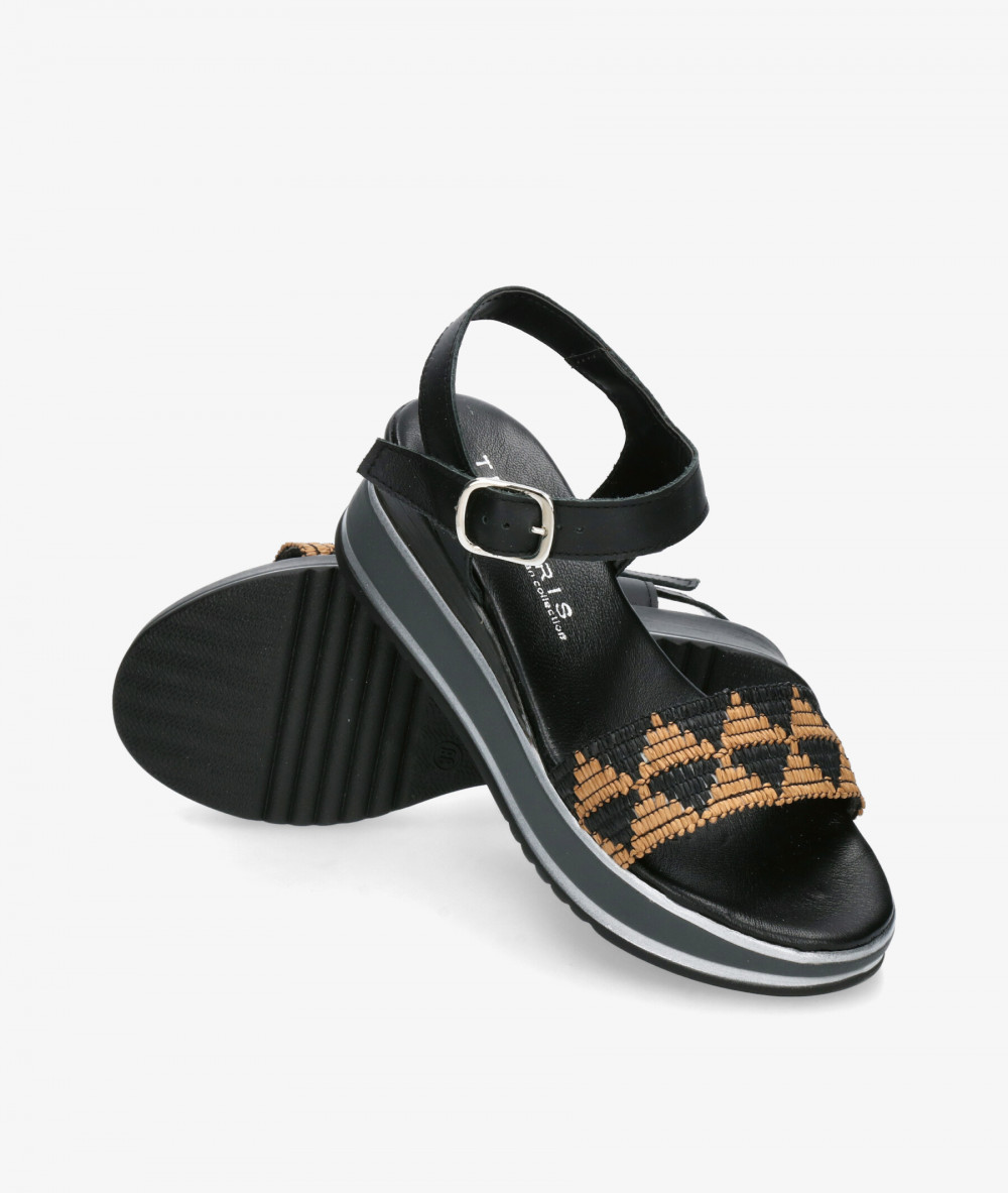 Traveris Sandals  3515000 in black