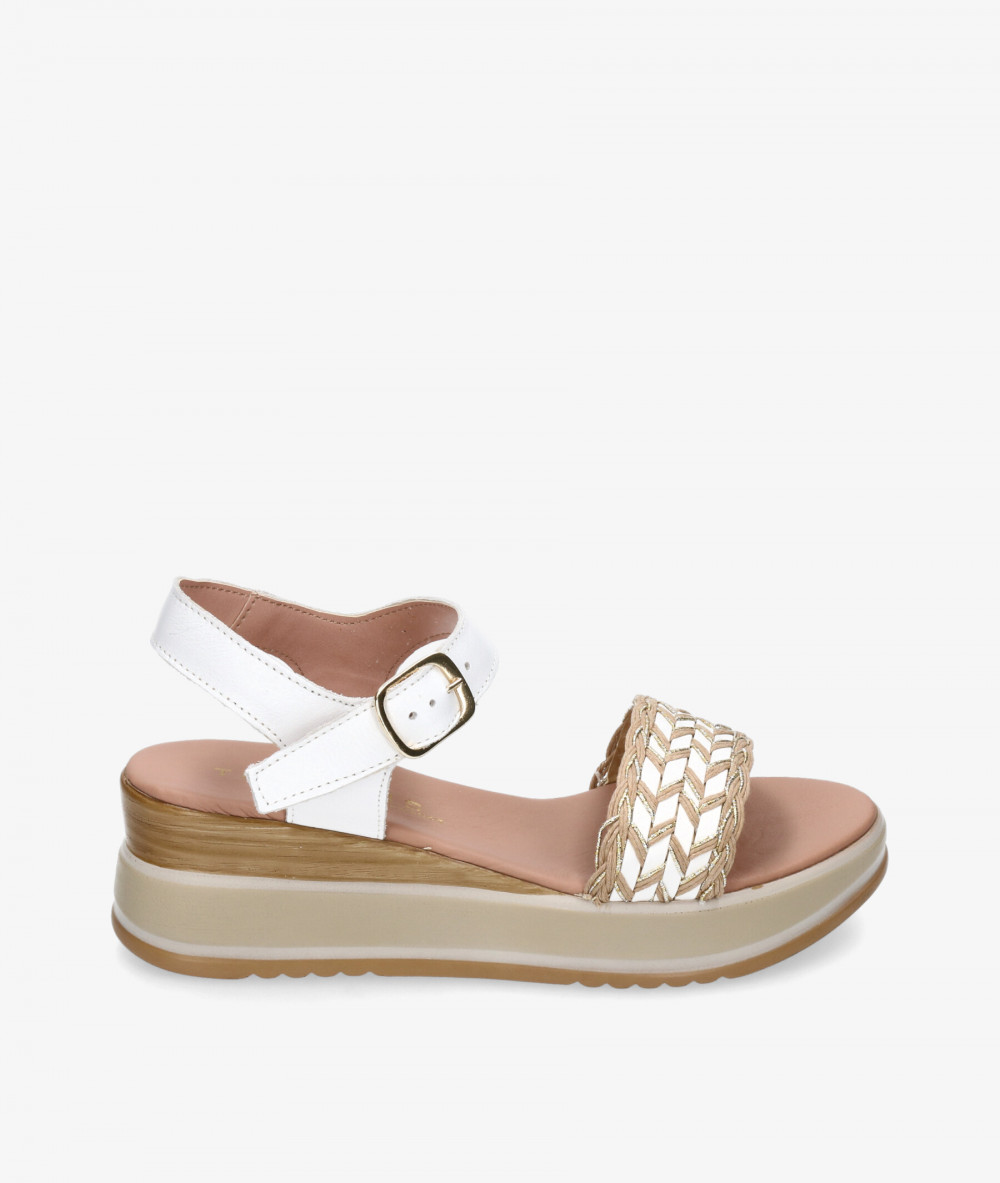 Traveris Sandals  3515000 in white