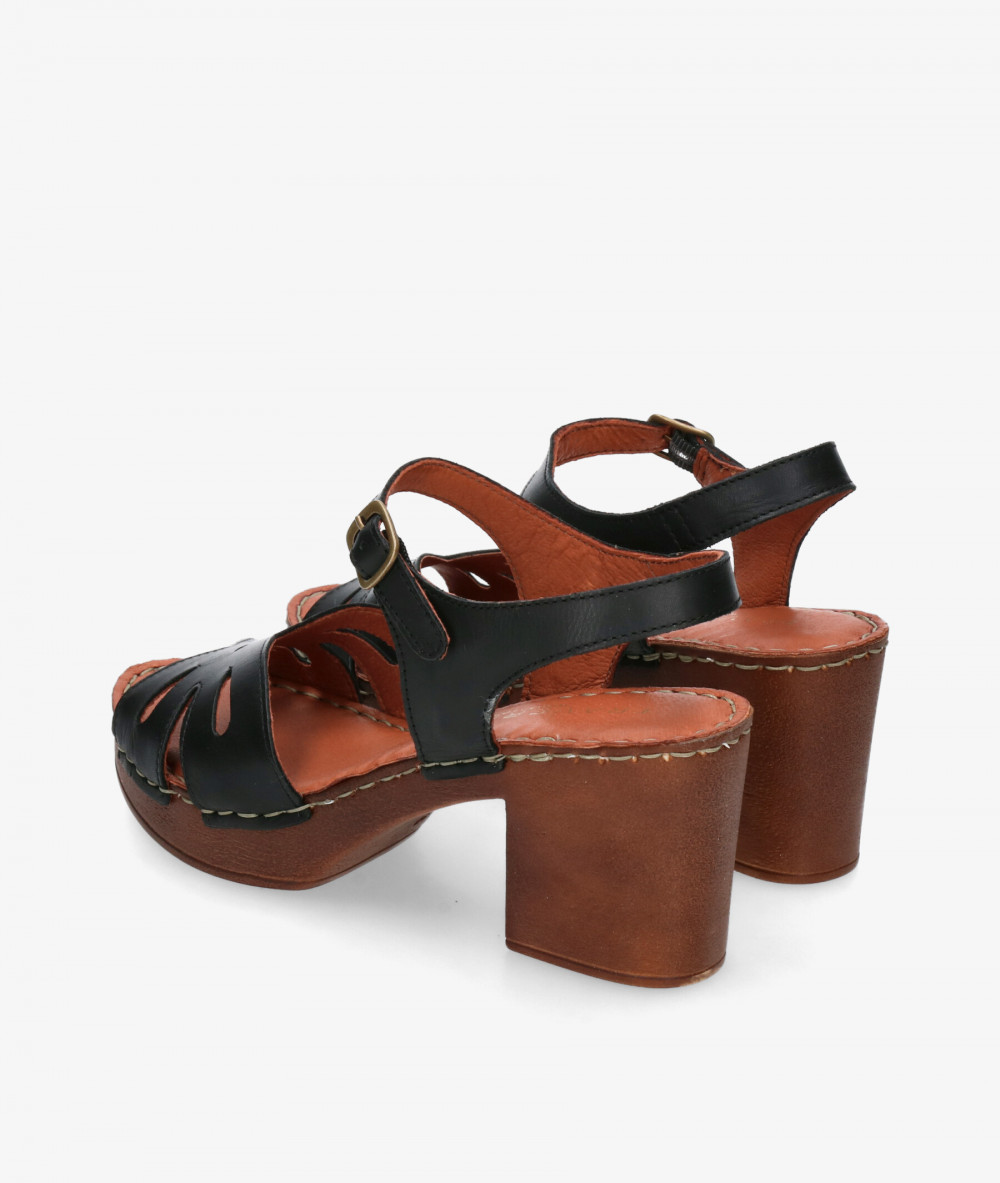 Traveris Sandals  1145068 in black