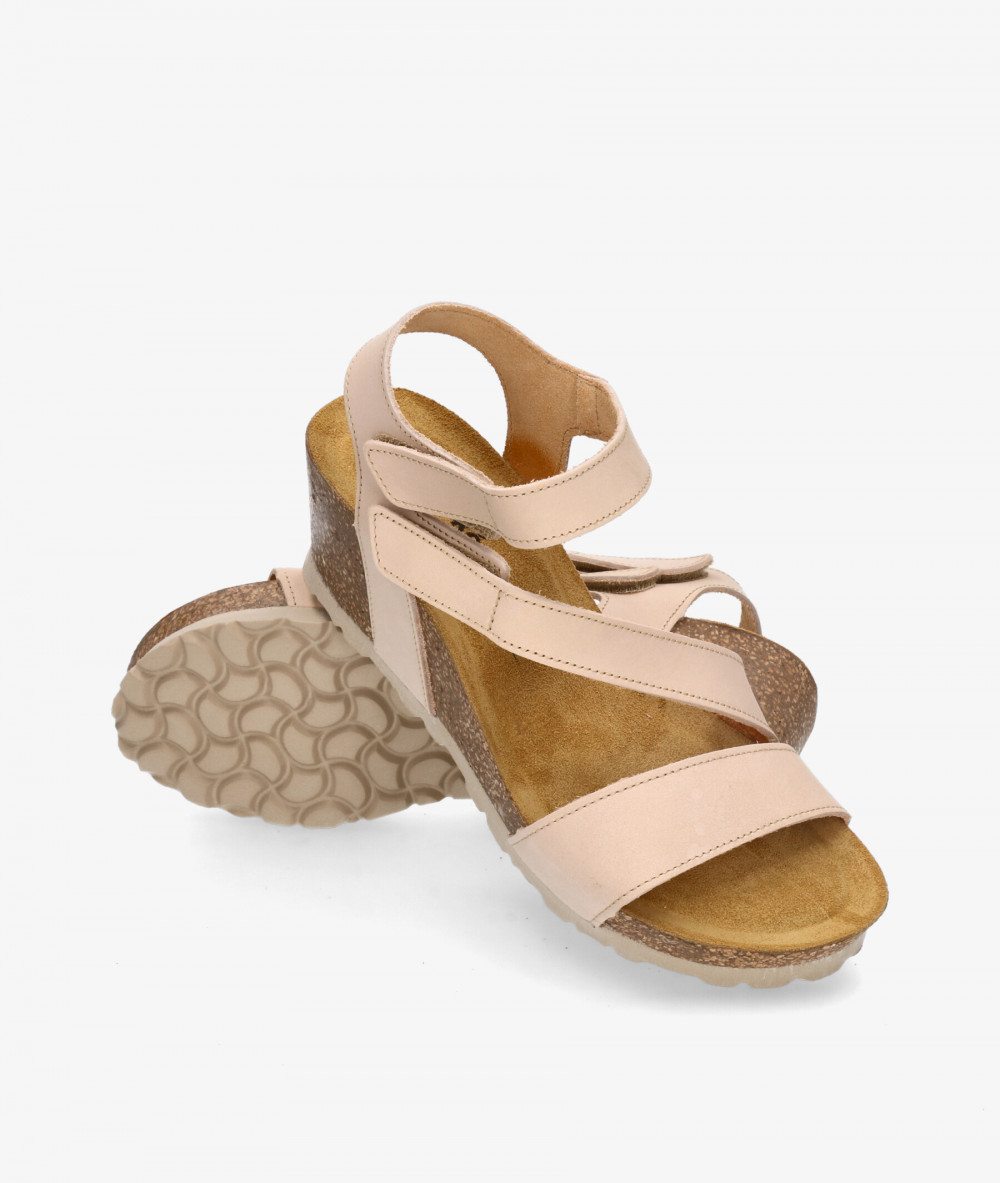 Kénnebec Sandals  639105 in beige nubuck