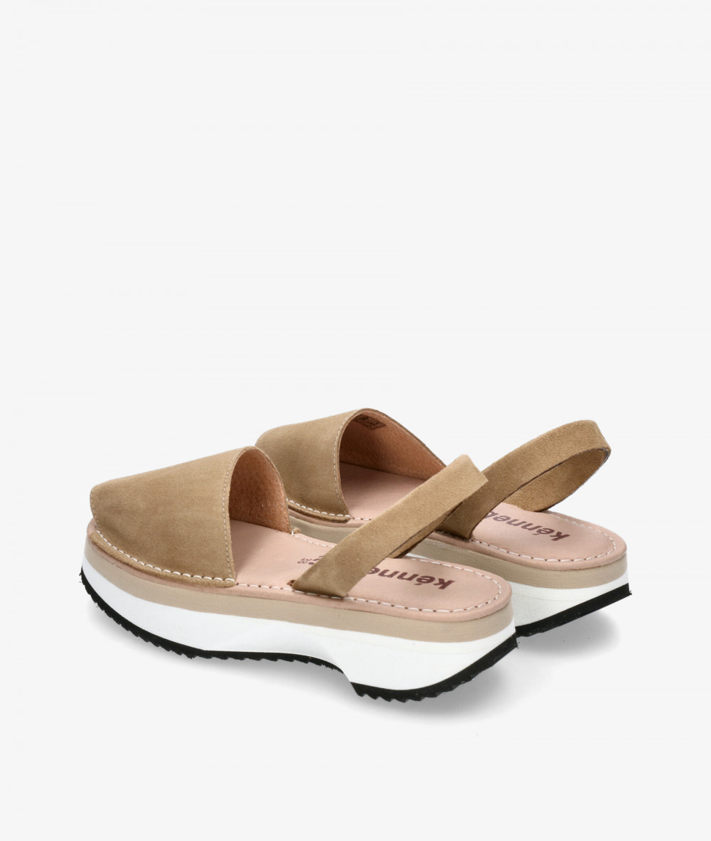 Kénnebec Sandals  DEPORTIVO in taupe split suede