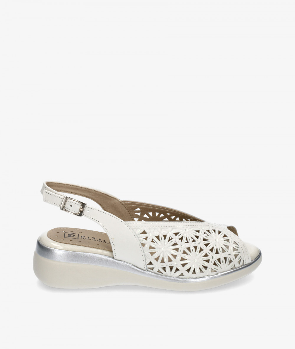 Pitillos Sandals  5593 in off-white