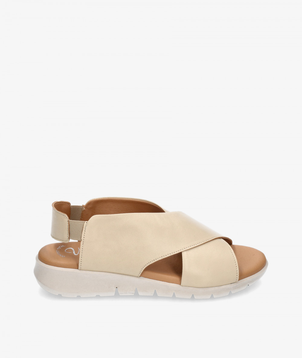Sandalias Valeria´s  1023 en beige