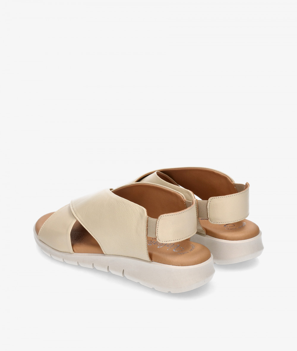 Sandalias Valeria´s  1023 en beige