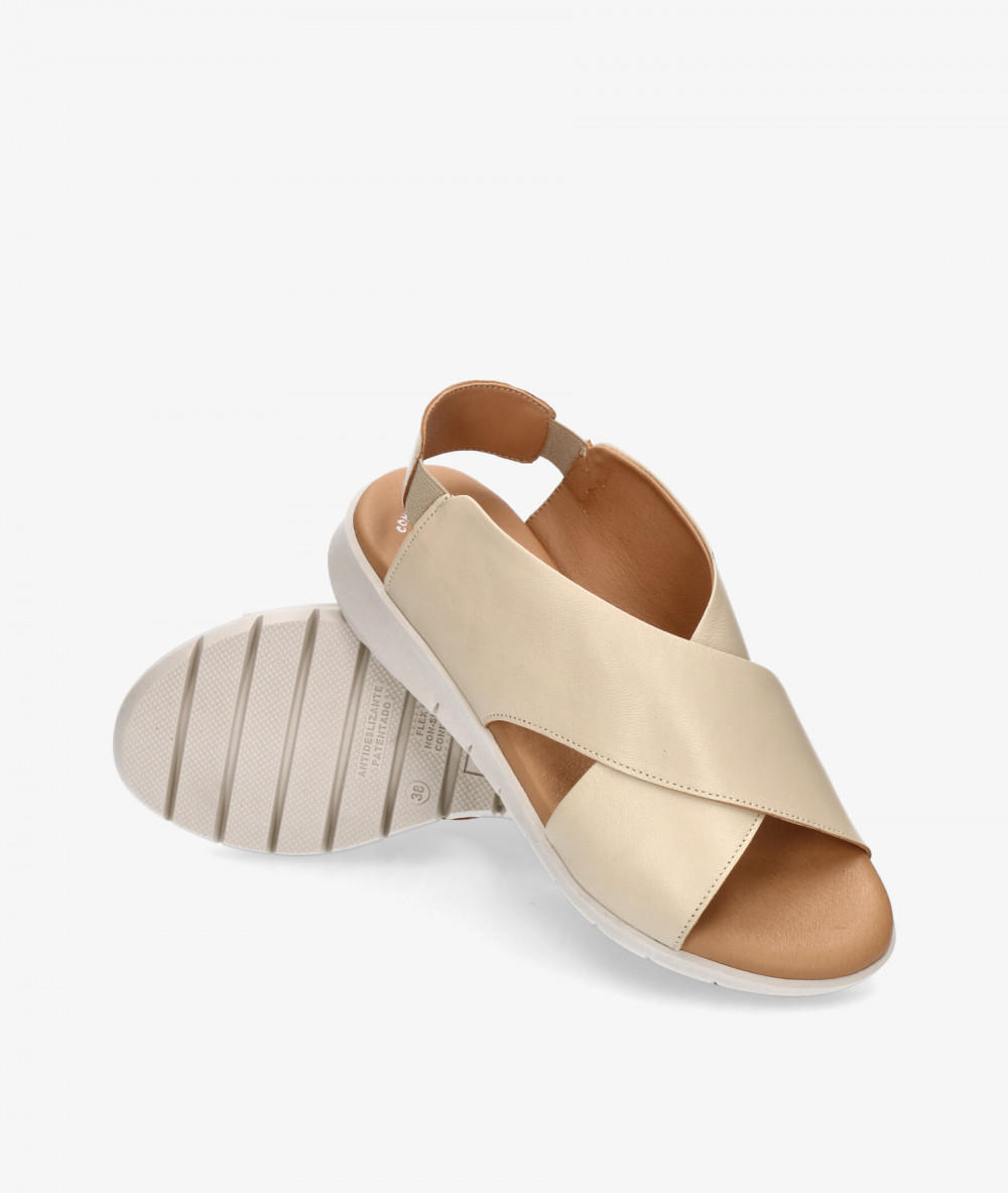 Sandalias Valeria´s  1023 en beige