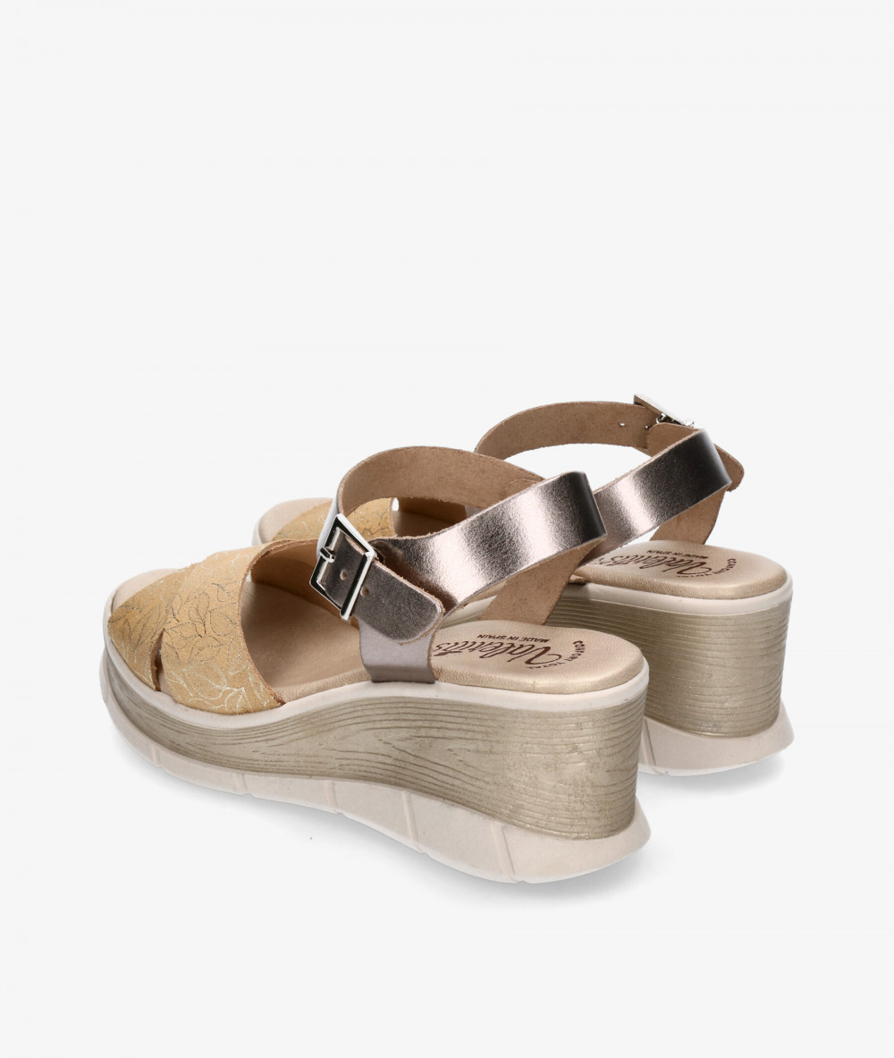 Sandalias Valeria´s  1165 en beige