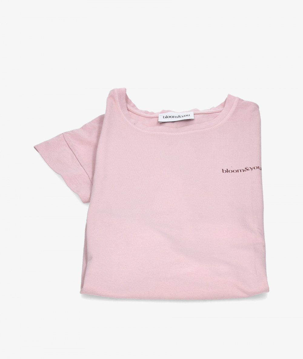 Elevate your look! Our PRENDAS DE ROPA collection a combination of design, quality and comfort for your daily outfits