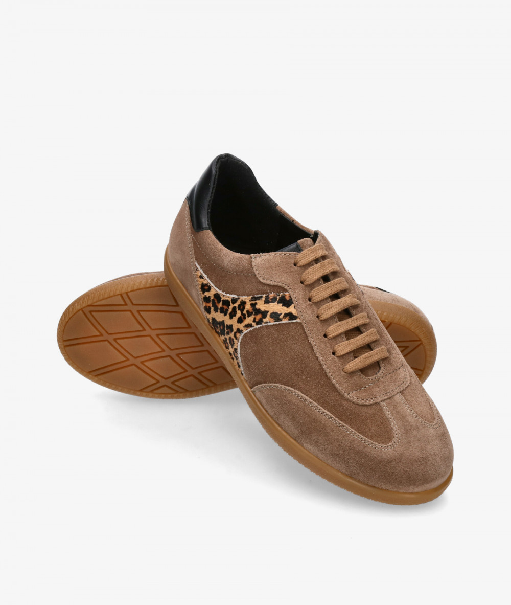 BLOOM Sneakers  NOOR in taupe split suede