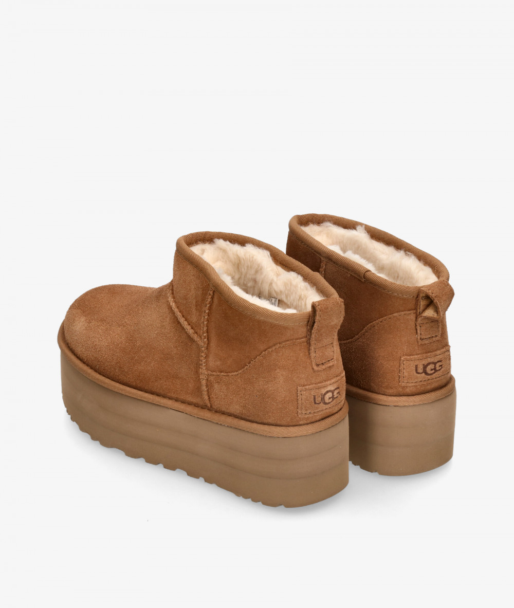 Botines UGG  CLASSIC ULTRA MINI PLATFORM en cuero Botines UGG  CLASSIC ULTRA MINI PLATFORM en cuero