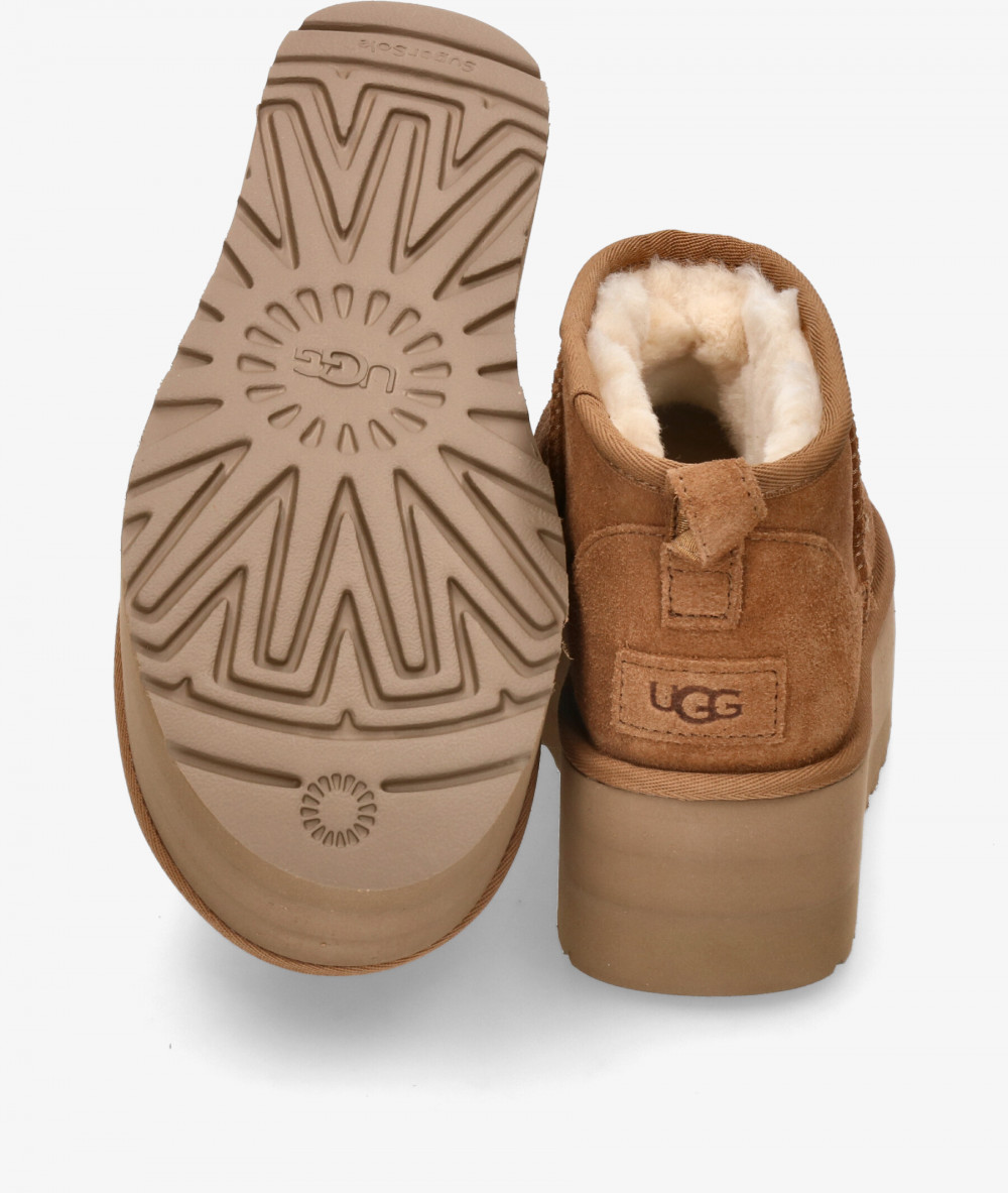 Botines UGG  CLASSIC ULTRA MINI PLATFORM en cuero Botines UGG  CLASSIC ULTRA MINI PLATFORM en cuero