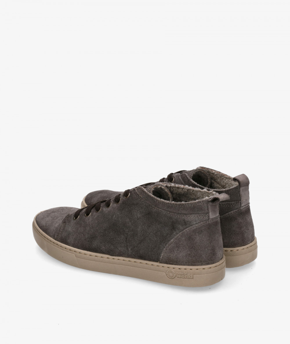 Deportivos Natural World  6721 en serraje gris Deportivos Natural World  6721 en serraje gris