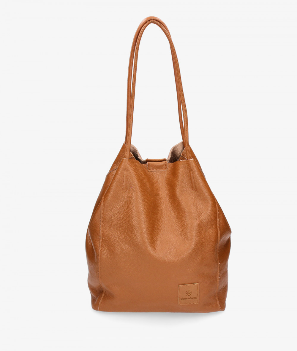 Elevate your look! Our Bag collection a combination of design, quality and comfort for your daily outfits