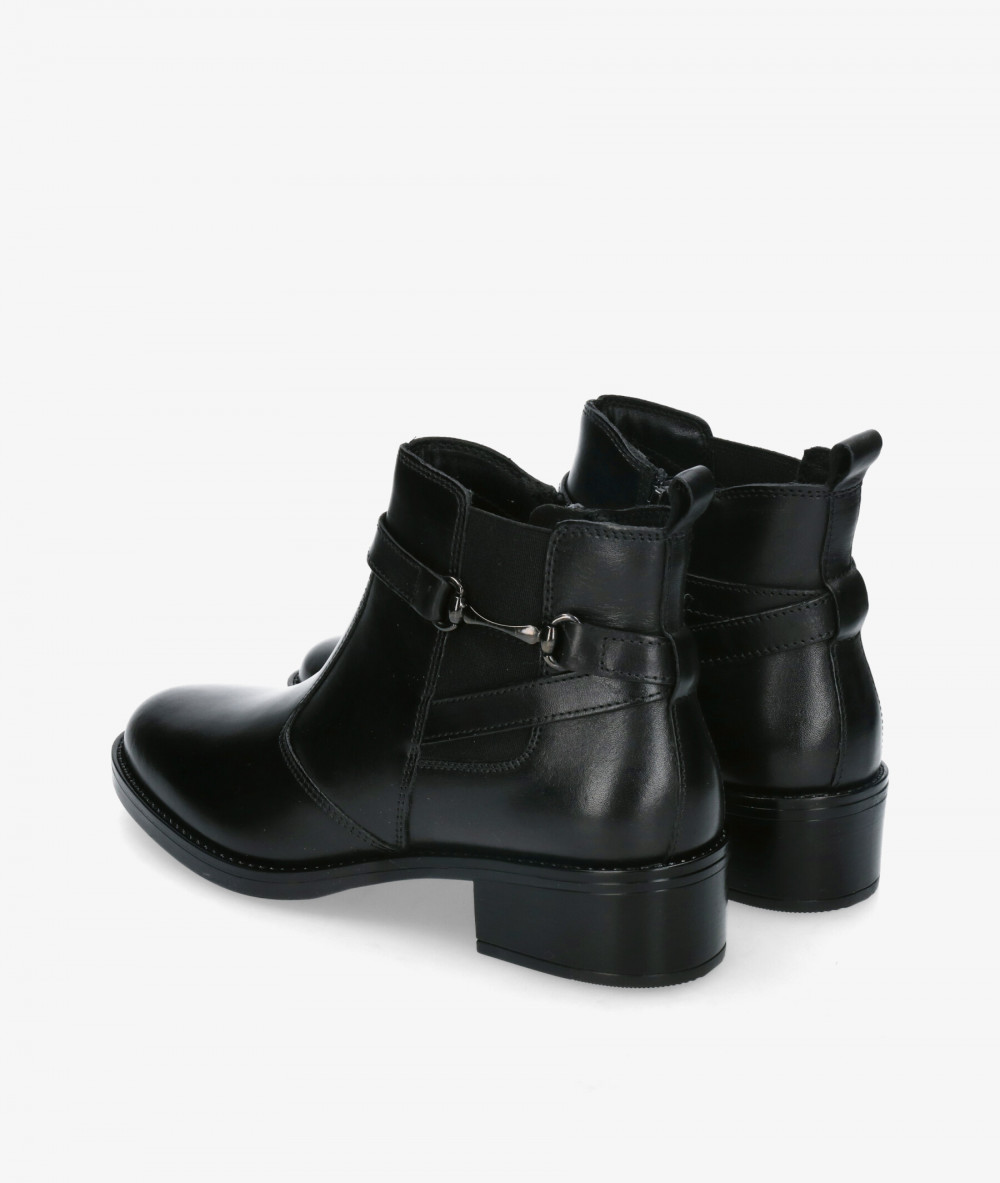 Botines Traveris LOR14-2744 en negro