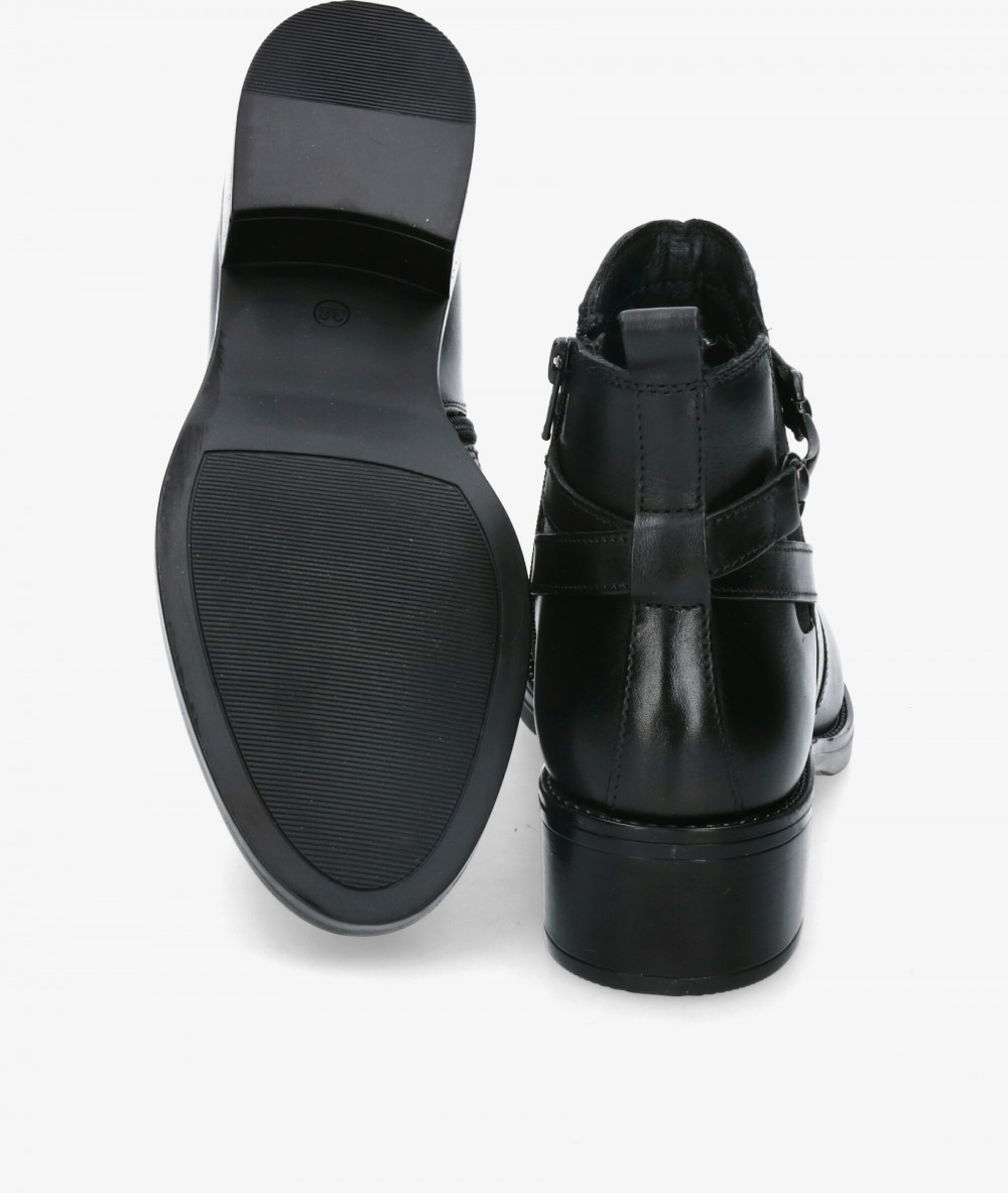 Traveris Ankle boots  LOR14-2744 in black Traveris Ankle boots  LOR14-2744 in black