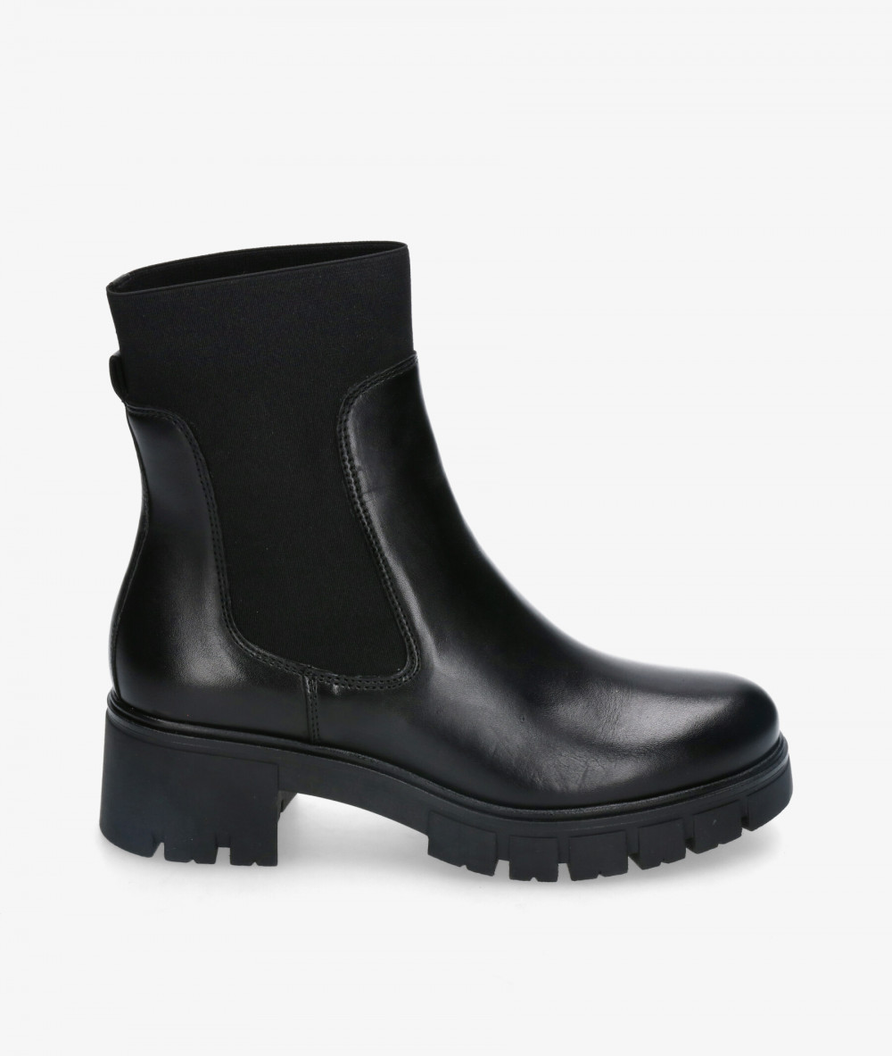 Botines Traveris  LOR19-1675 en negro Botines Traveris  LOR19-1675 en negro