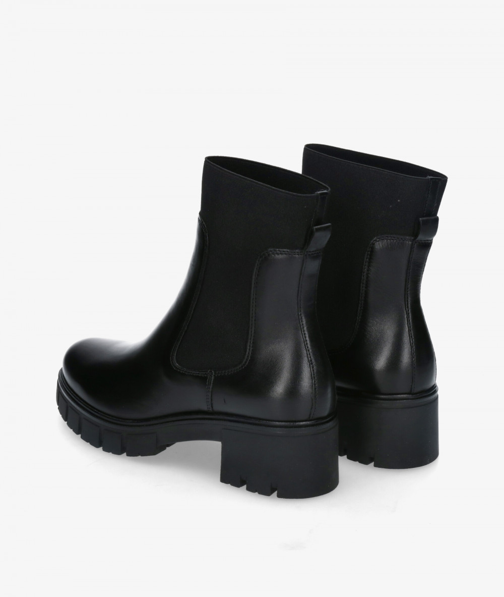 Botines Traveris LOR19-1675 en negro