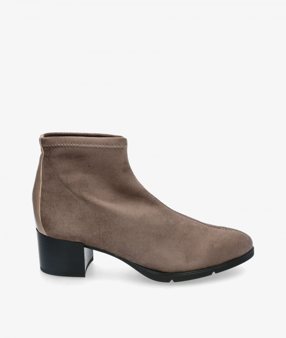 Botines pabloochoa.shoes  5107 en taupe