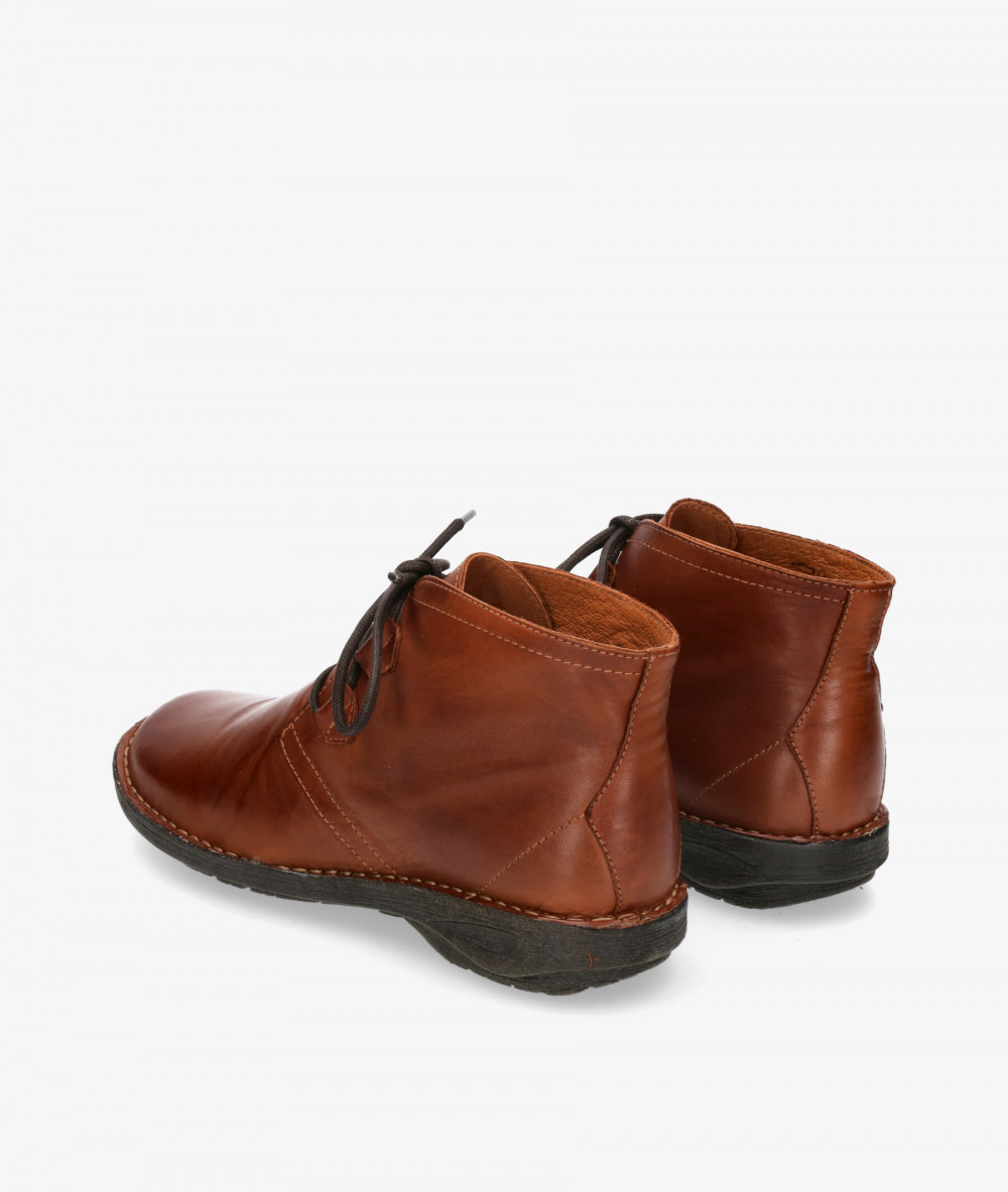 Botines Traveris IB18158 en cuero