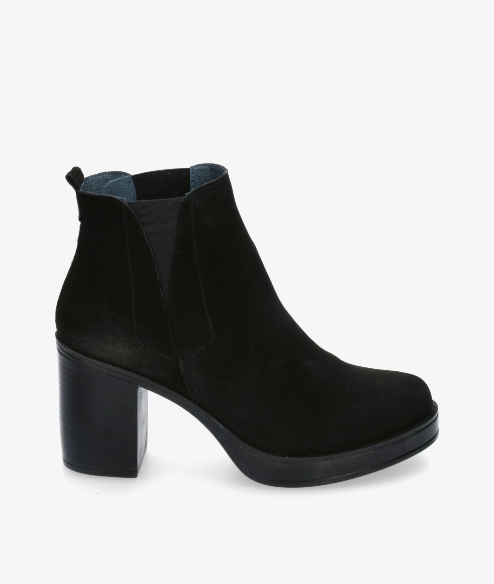 Funny Lola Ankle boots  452 in black split suede Funny Lola Ankle boots  452 in black split suede