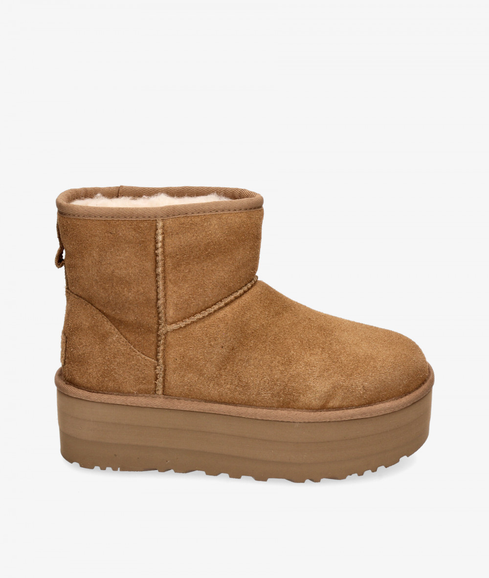 Botines UGG  CLASSIC MINI PLATFORM en cuero Botines UGG  CLASSIC MINI PLATFORM en cuero