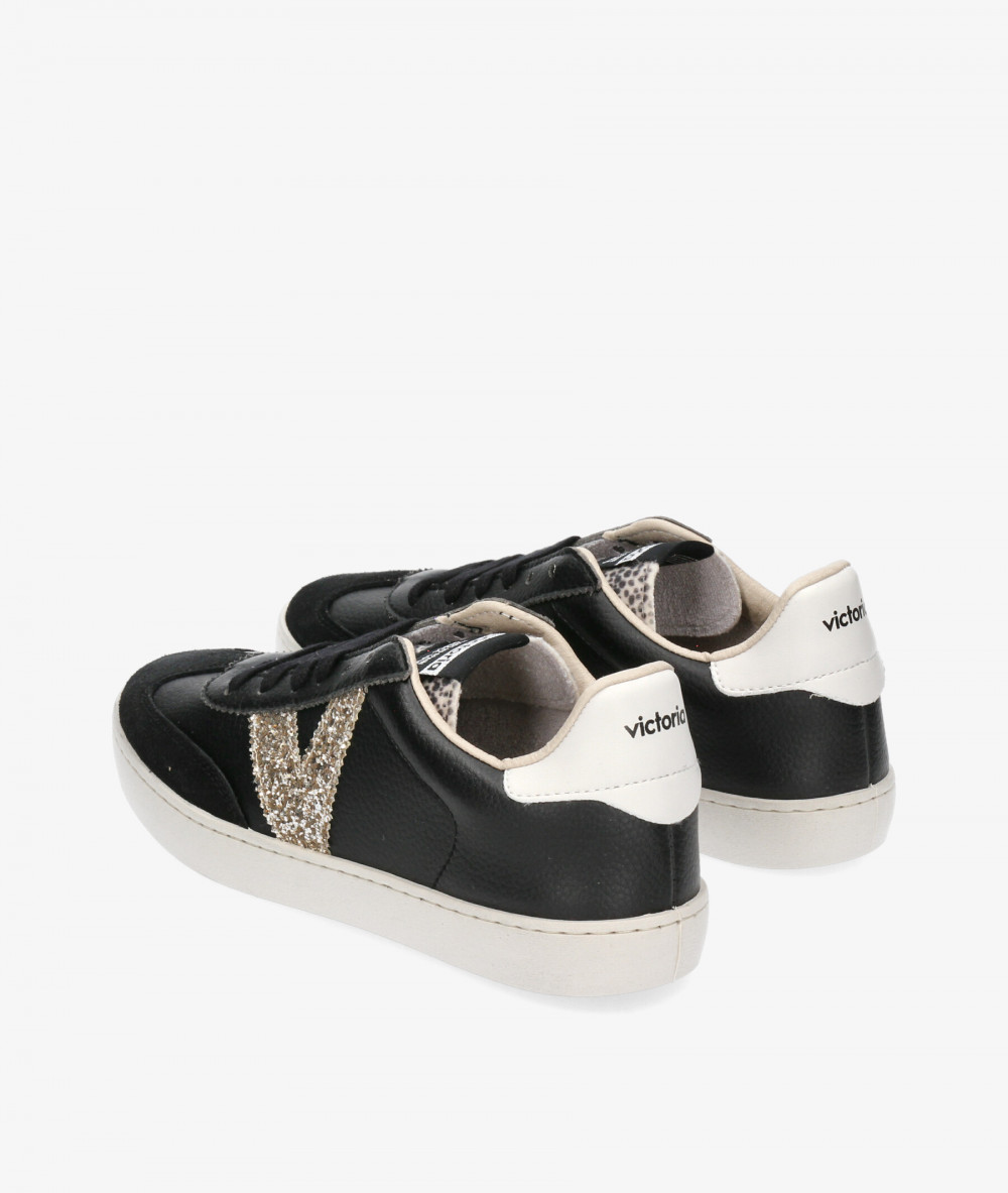 Deportivos Victoria  1126198 en negro Deportivos Victoria  1126198 en negro