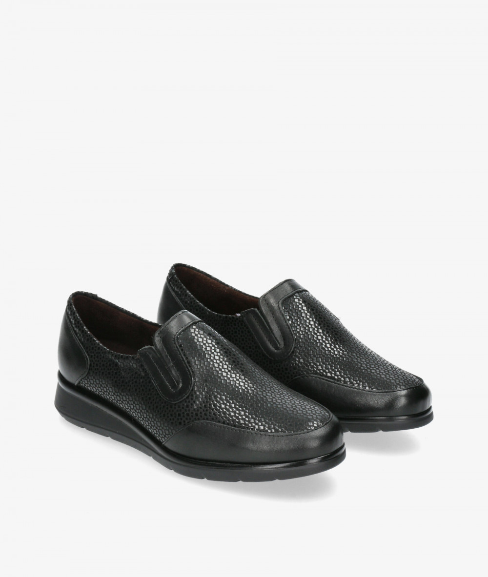 Zapatos confort Pitillos 10011 en negro Zapatos confort Pitillos 10011 en negro