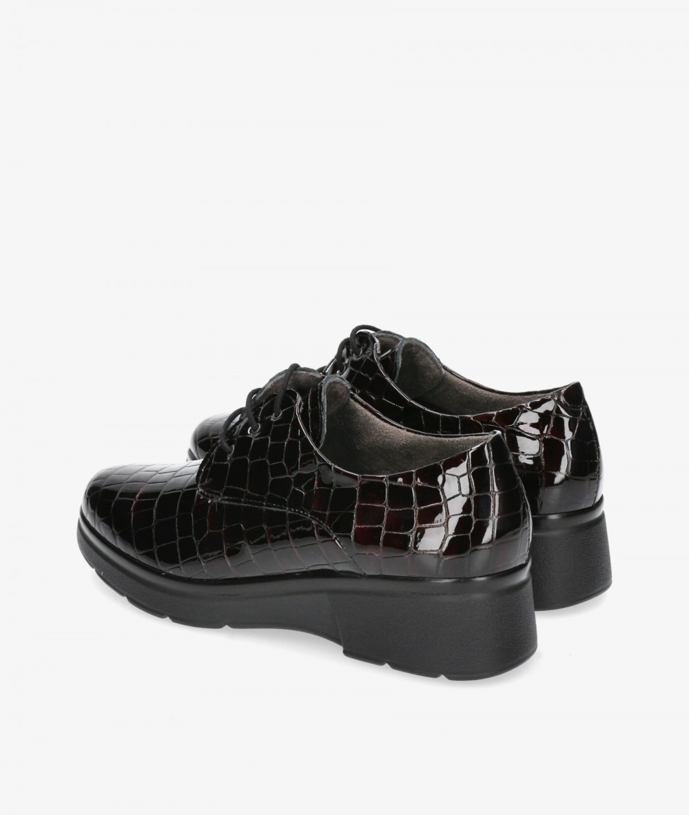 Zapatos inglés Pitillos 10057 en charol burdeos Zapatos inglés Pitillos 10057 en charol burdeos